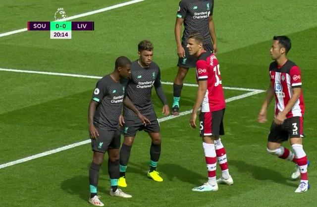 索肖前锋把握机会,高效反击击溃对手防线